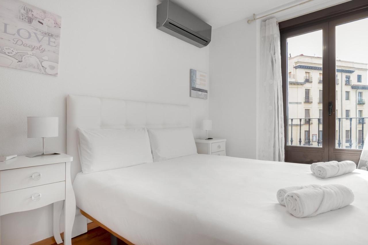 2 Bedrooms 1 Bathroom Furnished - Center - Bright - Mintystay Мадрид Екстериор снимка