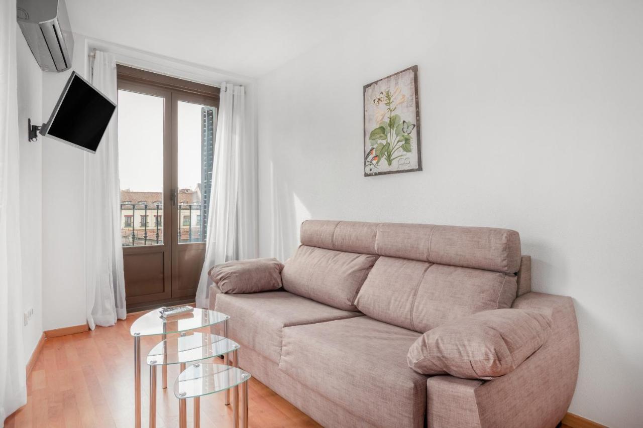 2 Bedrooms 1 Bathroom Furnished - Center - Bright - Mintystay Мадрид Екстериор снимка